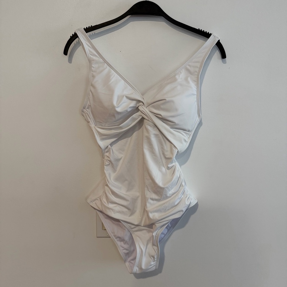 NWT Holpick Classic White Twist-Front One-Piece Swimsuit Size Small